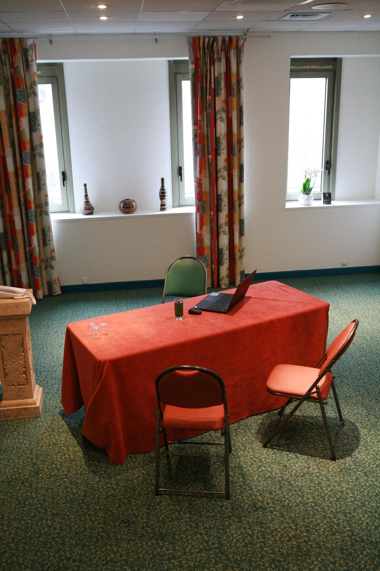 Ibis Châteauroux Εξωτερικό φωτογραφία